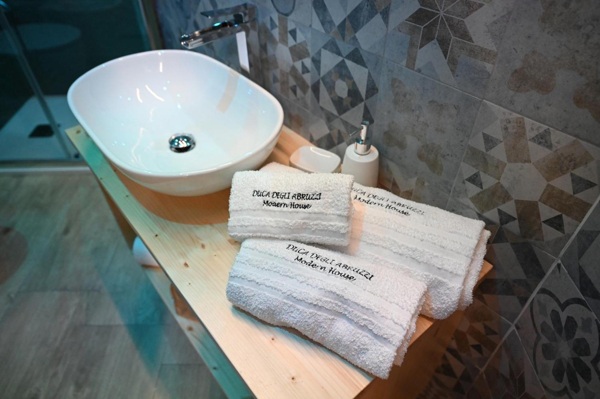 Duca Degli Abruzzi Modern House Luxury Relax Apartment Brindisi