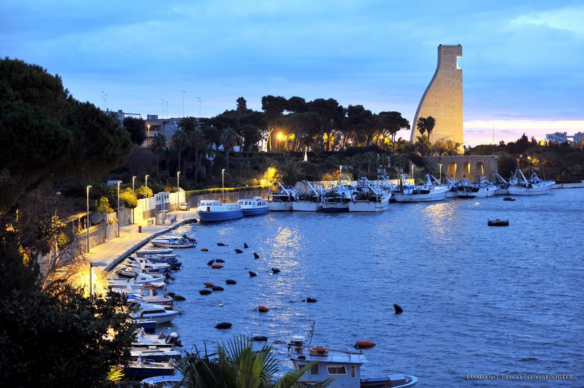 Duca Degli Abruzzi Modern House Luxury Relax Appartamento Brindisi